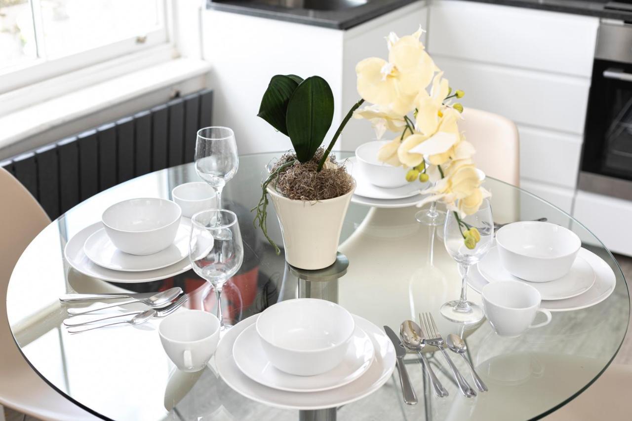 Penthousestays Notting Hill - Chic 2 Bedroom Apartment W/ King Beds - Near Portobello Road & Kensington High Street London Exteriör bild